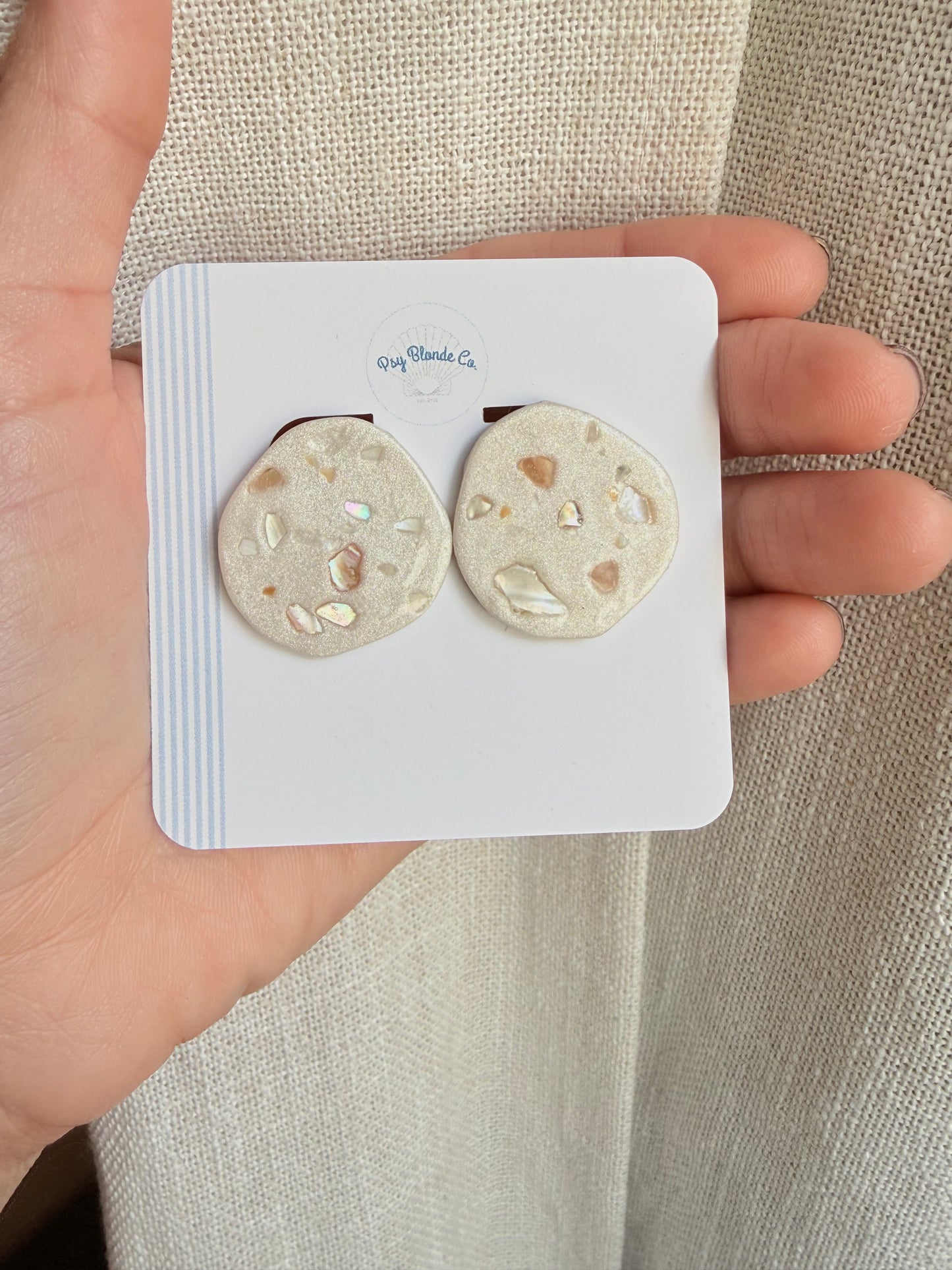 Nácar Shell Studs